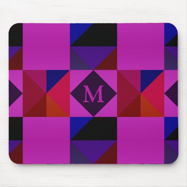 Abstraktes Magenta geometrisches Muster Monogramm Mousepad (Vorne)