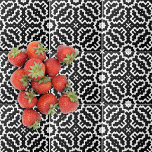 Abstraktes modernes Schwarz-Weiß-Mosaikmuster Fliese<br><div class="desc">Abstraktes und modernes Design mit geometrischen Mosaikmustern in Schwarz und Weiß.</div>