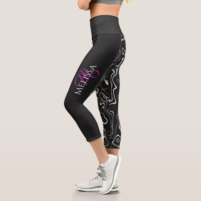 abstraktes Monogramm Schwarz-weißer Damaskus Capri Leggings (Links)