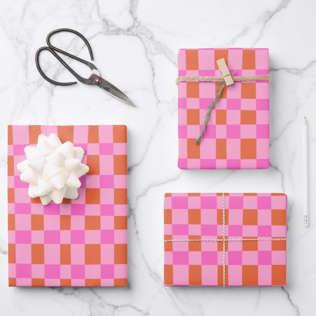 Abstraktes Muster karierter Formen in Rosa  Geschenkpapier Set (Vorderseite)