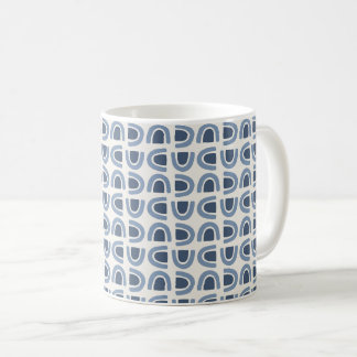 Abstraktes organisches Bogenmosaik Blaues Muster Kaffeetasse