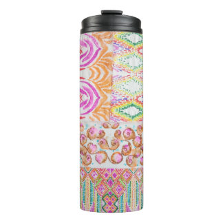 Abstraktes Patchwork, Aquarellmuster gefärbte Kraw Thermosbecher