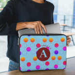 Abstraktes Polka Dots Muster Laptopschutzhülle<br><div class="desc">Steigern Sie Ihren technischen Stil mit unserem Abstrakten Polka Dots Pattern Laptop Sleep. Dieses trendige und schützende Gehäuse verbindet moderne Ästhetik mit Funktionalität und ist somit das perfekte Zubehör für Ihren Laptop. Ein abstraktes Polka-Dots-Muster mit spielerischen Kreisen in einer Mischung aus lebhaften und neutralen Tönen verleiht Ihrem Laptop ein elegantes...</div>