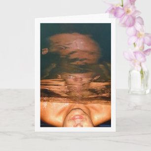 Abstraktes Portrait des Menschen im Pool Karte