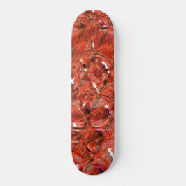 Abstraktes Rot mit Flecken und gekröntem Stil Skateboard