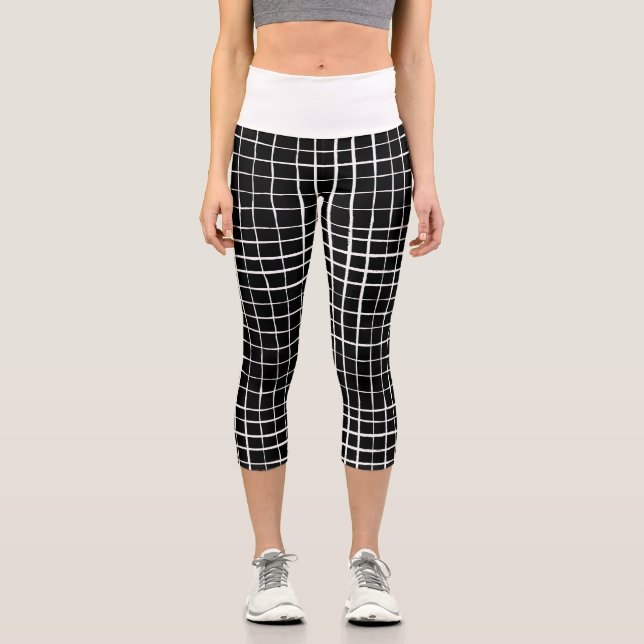 Abstraktes Schwarz-Weiß-Muster Capri Leggings (Vorderseite)