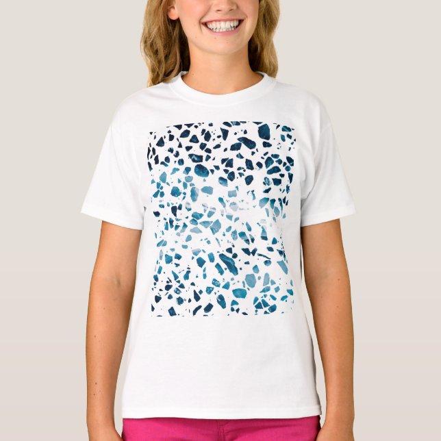 Abstraktes Terrazzo Mosaic Navy & Light Blue Muste T-Shirt (Vorderseite)