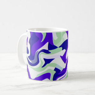 Abstraktes wirbelndes Muster in kühlen Tönen Kaffeetasse