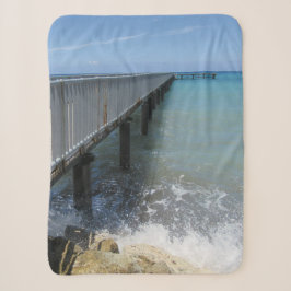 Abstürzen von Wellen auf Wharf-Design Sherpadecke