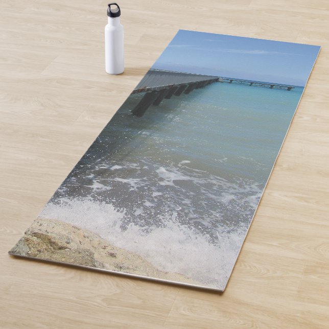 Abstürzen von Wellen auf Wharf-Design Yogamatte (Beispiel)