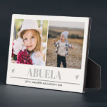 ABUELA Grandchildren 2 Foto GRAUE HERZ Plaque Fotoplatte<br><div class="desc">Mit diesem phantastischen Design,  das zwei (2) Ihrer Lieblings-Fotos verwendet,  und ABUELA erscheint ganz unten in zarter,  grauer Schrift mit kleinen Grautherzen,  der perfekte Sake für Oma oder "Mama gerade zur Oma befördert". Perfekte Geschenkidee,  um mit Ultraschall oder Sonogramm Bild eine Schwangerschaft anzukündigen! Weitere Farben verfügbar</div>