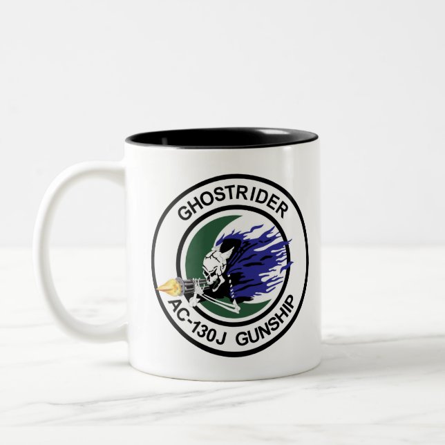 AC-130J Ghostrider Gunship.PNG Zweifarbige Tasse (Links)
