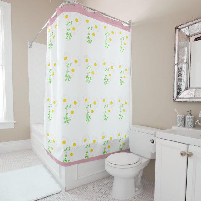 Accents roses Un Rideau De Bain Fleuri Assez Faisé (En situation)