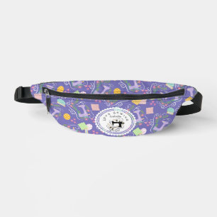 Accessoires de couture violets d'amour