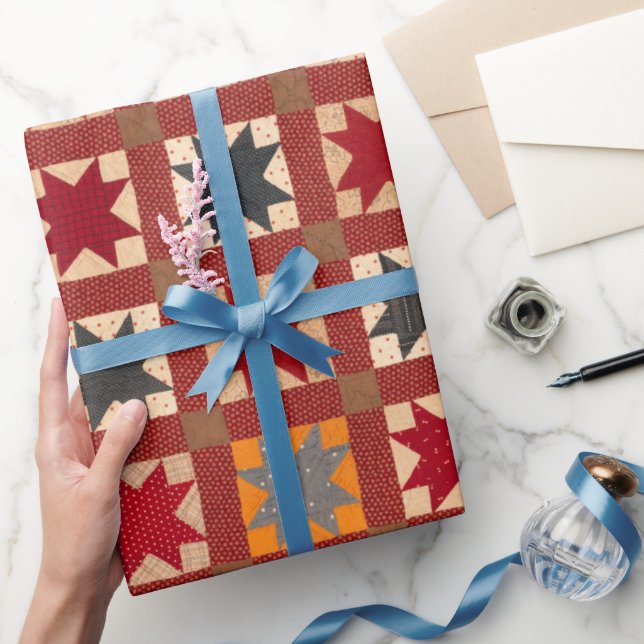 Acht gepunkteter Stern in warmen Farben Geschenkpapier (Schenken)