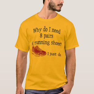 Acht Paar-Laufschuhe T-Shirt