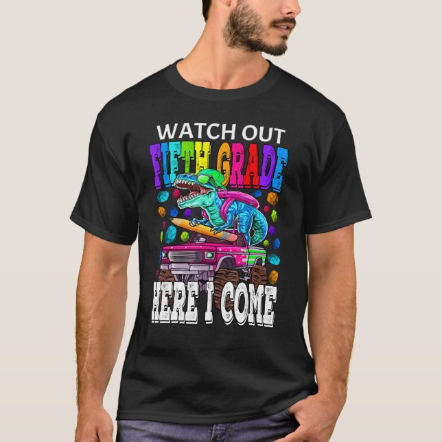 Achten Sie auf die Fünfte Klasse, hier komme ich M T-Shirt (Vorderseite)