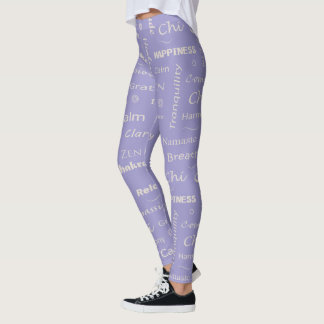 Achtsamkeits-Wellness-Wörter typografisches Muster Leggings