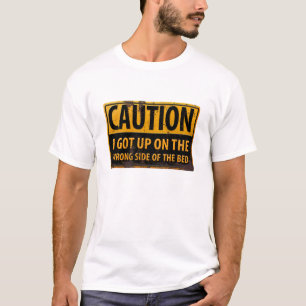 "ACHTUNG, ich Got auf der falschen Seite des Bette T-Shirt