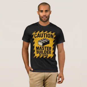 Achtung Meisterbauer bei der Arbeit T-Shirt