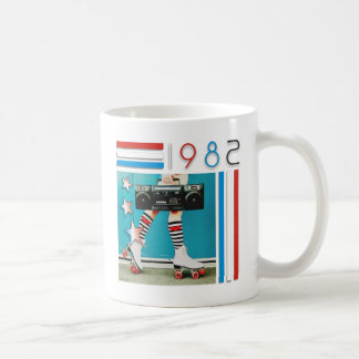 Achtzigerjahre Retro Boom-Kasten-und Kaffeetasse