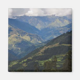 Ackerland und Dorf im Himalaja Magnet