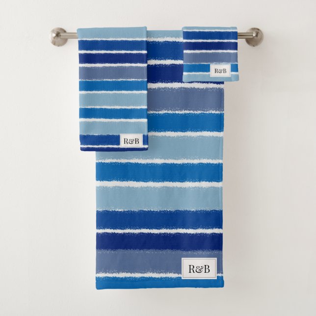 Across The Lines In Blues - Monogram Towel Badhandtuch Set (Insitu)