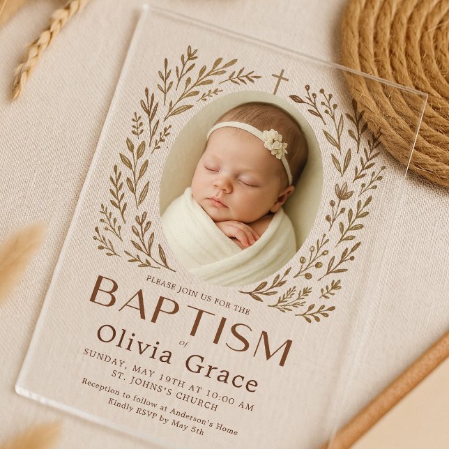 Acrylique Neutre Baby Girl Baptism Invitation (boho-neutral-baptism-invitation-wooden-background-olivia.png)