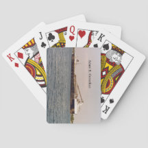 Adam E. Cornelius spielt Karten