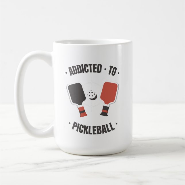 Addicité À La Mug De Café De Pickleball (Gauche)
