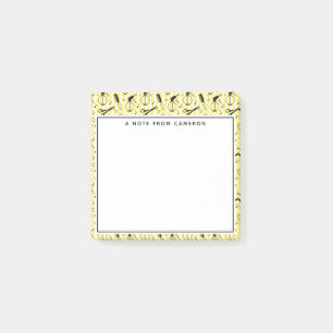 Addieren Sie Ihr Namens  gelbes Post-it Klebezettel