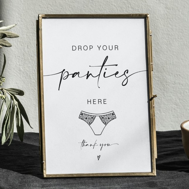 ADELLA Drop Your Panties Bachelorette Game Sign Poster (Von Creator hochgeladen)