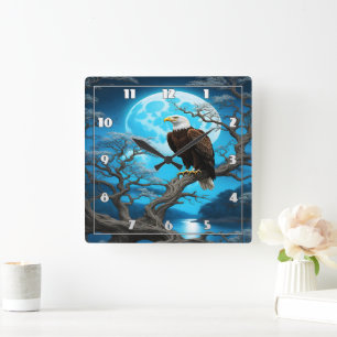 Adler auf einem Zweig unter Vollmond Quadratische Wanduhr