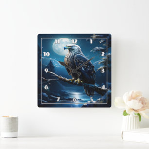 Adler auf Zweig unter Vollmondlicht Quadratische Wanduhr