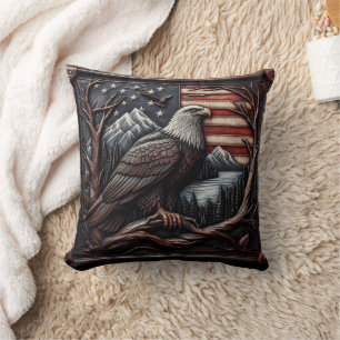 Adlerlogo mit amerikanischem Flaggendesign Kissen