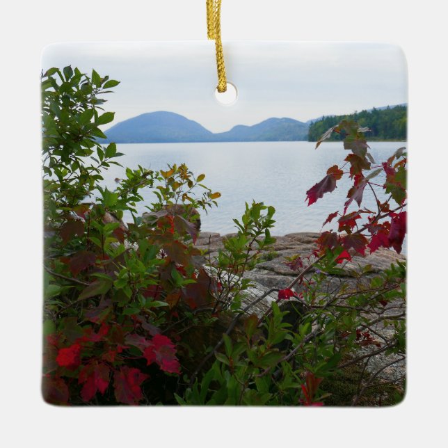 Adlersee und Rote Ahornfische Blätter Keramikornament (Vorderseite)