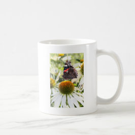 Admiral Butterfly auf Blume Kaffeetasse