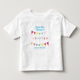 Adoptierte Regenbogen-Flaggen-Flaggen - Name-Shirt Kleinkind T-shirt