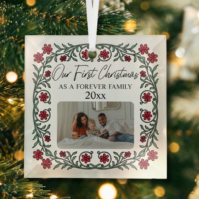 Adoption unsere ersten Weihnachten als eine ewige  Ornament Aus Glas (Our first christmas as a forever family custom date picture adoption photo keepsake ornament gift)