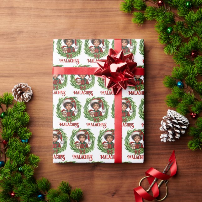 Adorable African American Boy zu Weihnachten Geschenkpapier (Feiertagsgeschenk)
