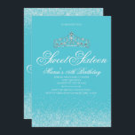 Adorable Aqua Glitzer, Sweet 16 Einladungen<br><div class="desc">Bezaubernder Aqua-Glitzer,  Sweet 16 Einladungen. Entworfen mit Glitzern,  Aqua Glitzer und einer silbernen funkelnden Krone für einen glamourösen 16 . Geburtstag Geburtstag. Die Aqua-Funkel-Einladung zum 16. Geburtstag ist eine großartige Einführung in Ihren besonderen Tag. Weitere,  koordinierende 16 . Geburtstag Party-Lieferungen finden Sie im Metro-Events Zazzle Shop und unter Metro-Event.com.</div>