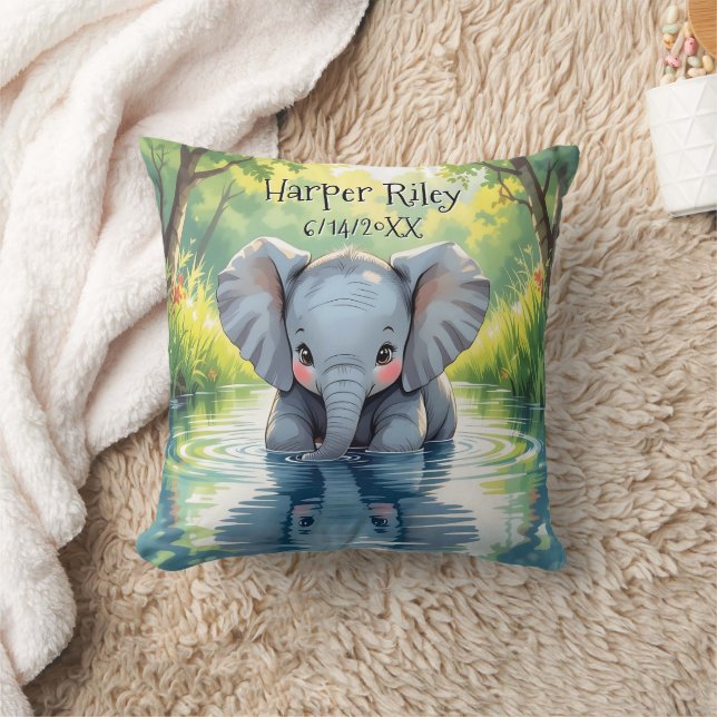 Adorable Baby Elephant and Reflection Personalized Kissen (Decke)