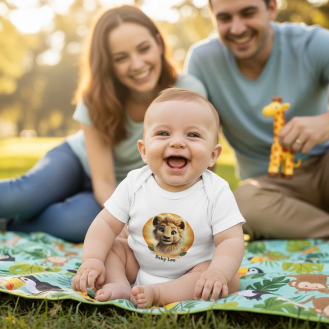 Adorable Baby Lion Cub "Baby Leo" Personalized Baby Strampler (Von Creator hochgeladen)