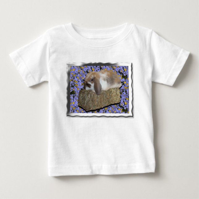 Adorable Baby Lounge Bunny on Mini Bale Baby T-shirt (Vorderseite)