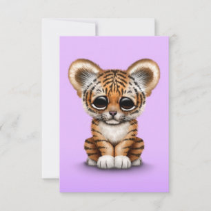 Adorable Baby Tiger Cube auf Lila