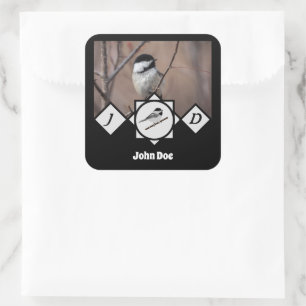 Adorable Carolina Chickadee Monogramm Foto Quadratischer Aufkleber