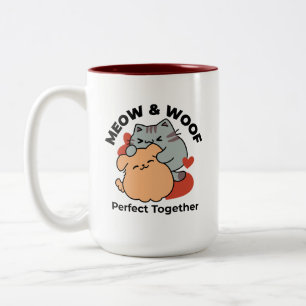 Adorable Cat and Dog Hug - Meow & Woof Design Zweifarbige Tasse