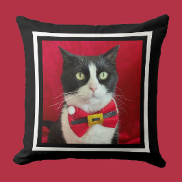 Adorable Christmas Tuxedo Cat Kissen