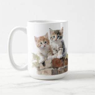 ADORABLE FLÜFFY KITTEN AUF DER BRICK WALL KAFFEETASSE