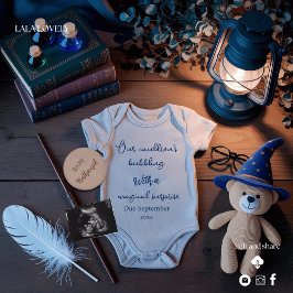 Adorable  Halloween  pregnancy announcement Einladung
